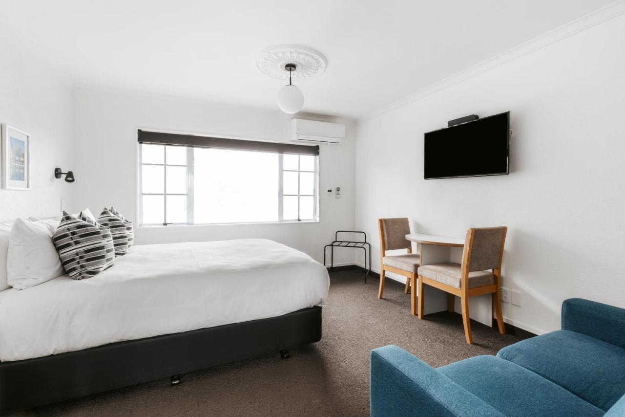 The Mission Belle Motel Mount Maunganui Exterior photo